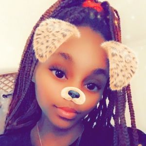 Meet your Posher, Aishia